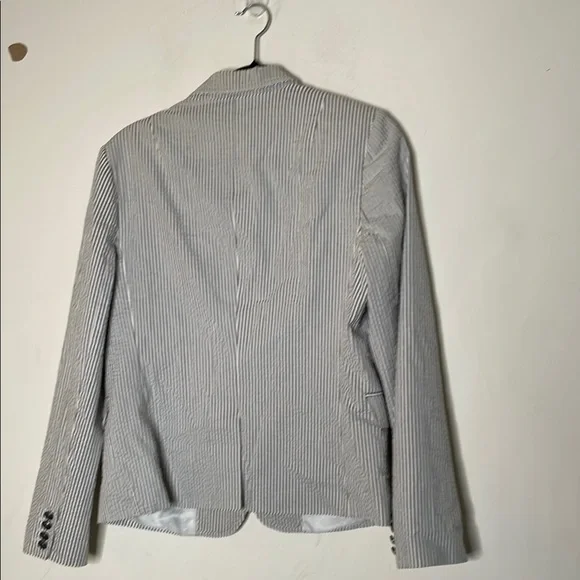 Banana Republic Black and White Blazer with Notched Lapels - Picture 3 of 4